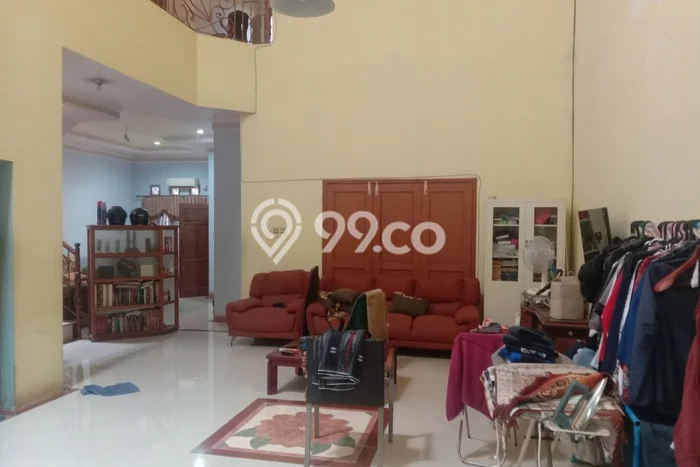 Jual Rumah Bagus Siap Huni LB 225m2 di Karawaci, Tangerang Jual Rumah Bagus Siap Huni LB 225m2 di Karawaci, Tangerang