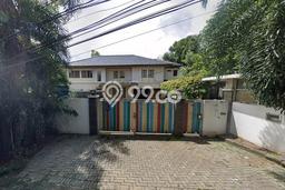 Ready to Use! Luxury House LT 2892m2 Desain Elegan di Pondok Labu Ready to Use! Luxury House LT 2892m2 Desain Elegan di Pondok Labu