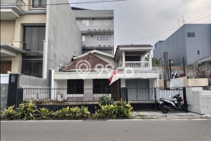 Rumah Elit Modern Siap Huni di Cideng Jakarta Pusat Rumah Elit Modern Siap Huni di Cideng Jakarta Pusat