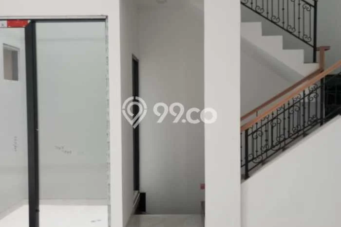 Hunian Mewah LB 223m2 Siap Huni Desain Elegan di Bambu Apus, Jakarta Timur Hunian Mewah LB 223m2 Siap Huni Desain Elegan di Bambu Apus, Jakarta Timur