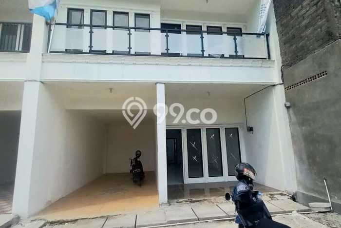Jual Rumah Favorit Siap Huni LB 200m2 di Cakung, Jakarta Timur Jual Rumah Favorit Siap Huni LB 200m2 di Cakung, Jakarta Timur
