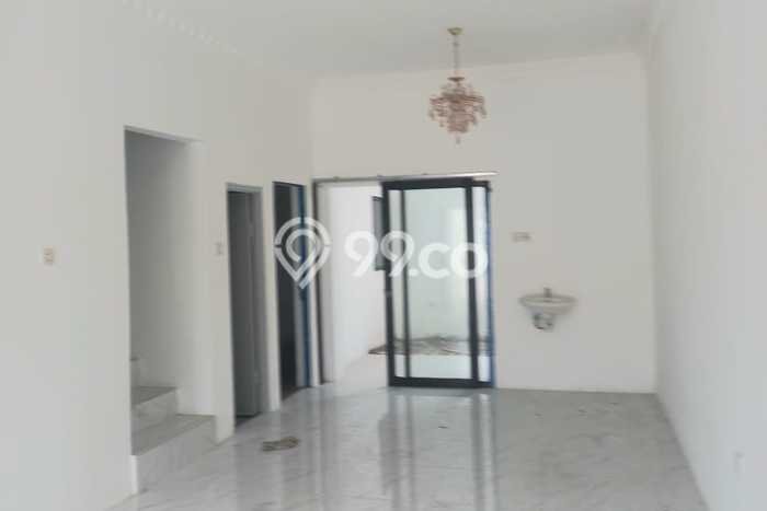 Jual Rumah Favorit Siap Huni LB 200m2 di Cakung, Jakarta Timur Jual Rumah Favorit Siap Huni LB 200m2 di Cakung, Jakarta Timur