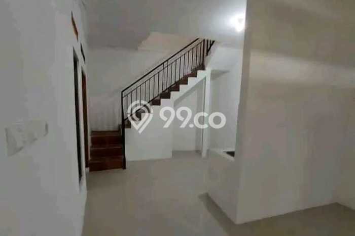 Rumah Modern 3 KT di Pondok Kelapa Jakarta Timur Unfurnished Rumah Modern 3 KT di Pondok Kelapa Jakarta Timur Unfurnished