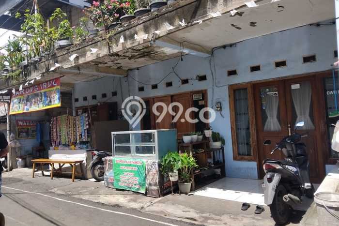 Jual Rumah Mewah Megah Dengan View Eksklusif di Pondok Gede, Bekasi Jual Rumah Mewah Megah Dengan View Eksklusif di Pondok Gede, Bekasi