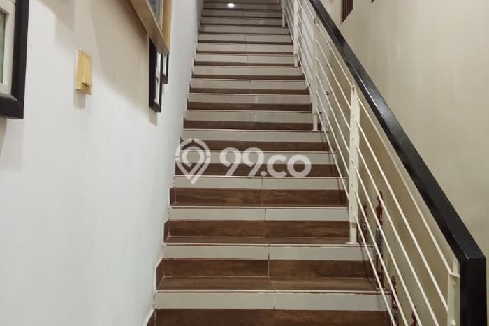 Rumah Elit Modern Siap Huni di Fatmawati Jakarta Selatan Rumah Elit Modern Siap Huni di Fatmawati Jakarta Selatan