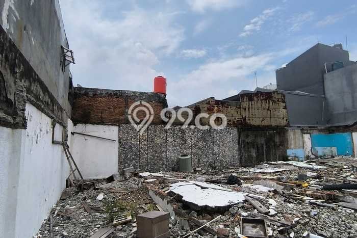 Tanah Dijual di Jakarta Timur Seluas 90m2 Strategis Tanah Dijual di Jakarta Timur Seluas 90m2 Strategis