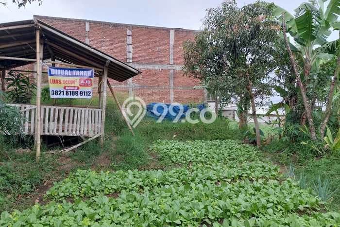 Lahan Strategis di Cisarua Dijual dengan Luas 140m2 Lahan Strategis di Cisarua Dijual dengan Luas 140m2