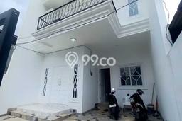 Dijual Rumah Premium dengan Fasilitas Sekitar Lengkap di Duren Sawit, Jakarta Timur Dijual Rumah Premium dengan Fasilitas Sekitar Lengkap di Duren Sawit, Jakarta Timur