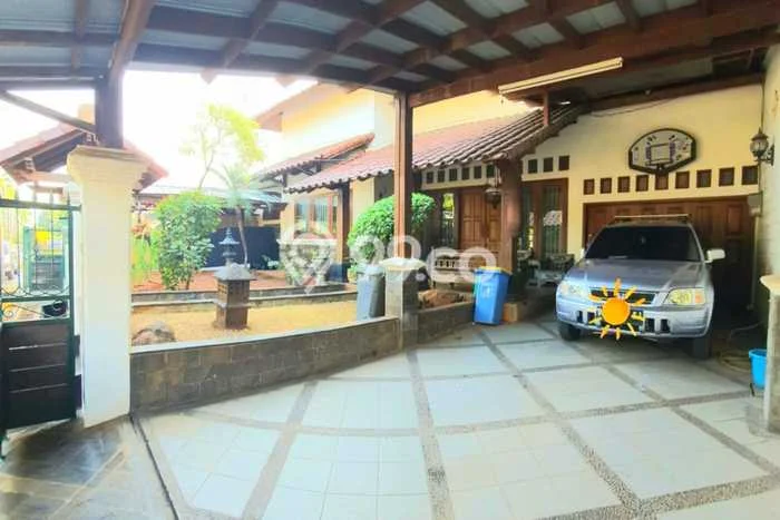 Rumah Elit LB 390m2 Siap Huni Desain Elegan di Pondok Kelapa, Jakarta Timur Rumah Elit LB 390m2 Siap Huni Desain Elegan di Pondok Kelapa, Jakarta Timur
