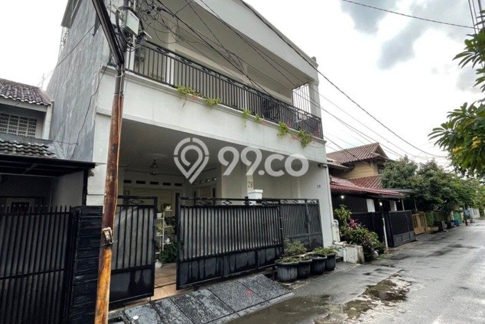 Dijual Hunian Rumah Terawat 5 Kamar di Pondok Bambu, Jakarta Timur Dijual Hunian Rumah Terawat 5 Kamar di Pondok Bambu, Jakarta Timur