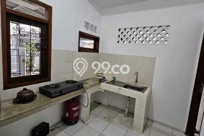 For Sale Hunian Rumah Terawat 4 KT di Pondok Kelapa, Jakarta Timur For Sale Hunian Rumah Terawat 4 KT di Pondok Kelapa, Jakarta Timur
