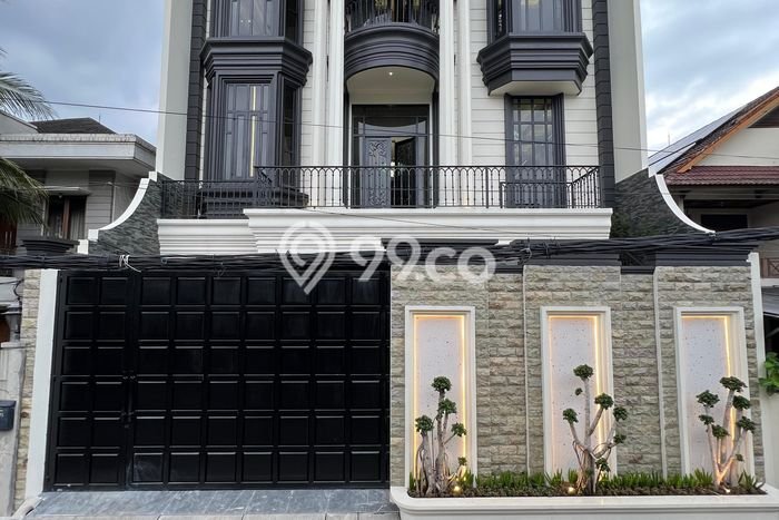 For Sale! Luxury House LT 360m2 Desain Elegan di Pejaten For Sale! Luxury House LT 360m2 Desain Elegan di Pejaten