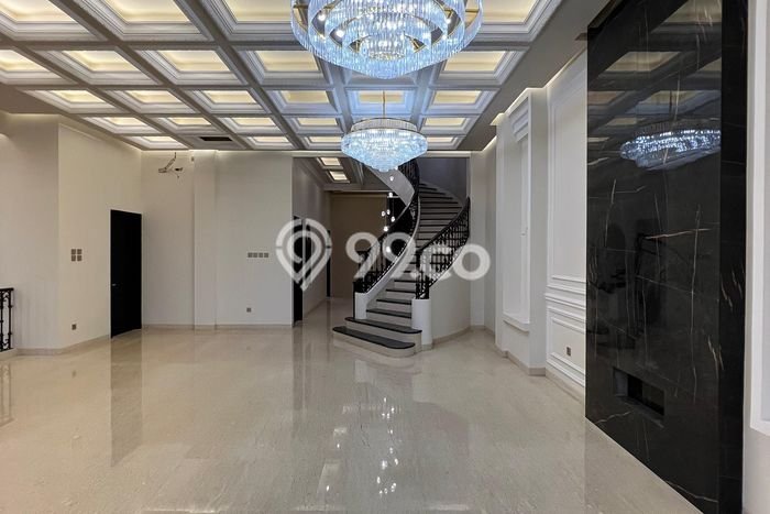 For Sale! Luxury House LT 360m2 Desain Elegan di Pejaten For Sale! Luxury House LT 360m2 Desain Elegan di Pejaten