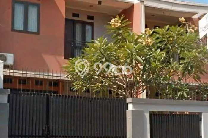 Hunian Mewah Dijual LT 183m2 di Cilandak, Jakarta Selatan Hunian Mewah Dijual LT 183m2 di Cilandak, Jakarta Selatan