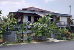 Rumah Mewah LB 600m2 Siap Pakai Desain Elegan di Pondok Kelapa, Jakarta Timur Rumah Mewah LB 600m2 Siap Pakai Desain Elegan di Pondok Kelapa, Jakarta Timur