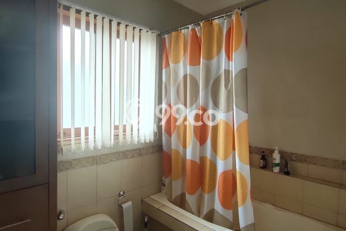 Hunian Elit LB 260m2 Siap Huni Desain Elegan di Jatiwaringin, Jakarta Timur Hunian Elit LB 260m2 Siap Huni Desain Elegan di Jatiwaringin, Jakarta Timur