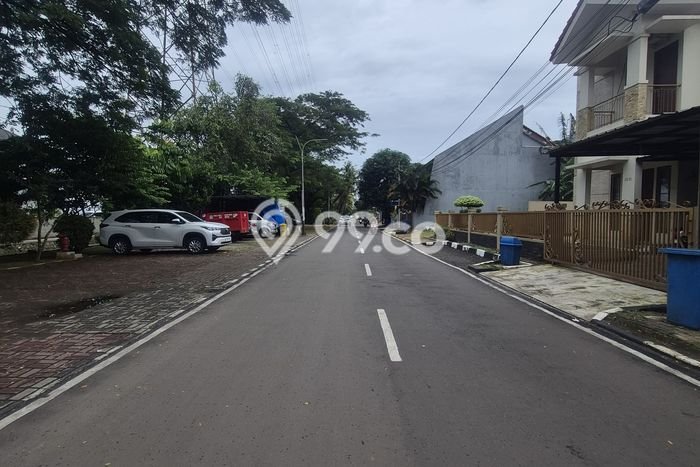 Jual Rumah Mewah Megah Dengan View Eksklusif di Jatibening, Bekasi Jual Rumah Mewah Megah Dengan View Eksklusif di Jatibening, Bekasi