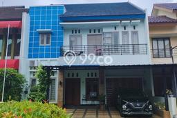 Hunian Elit LB 260m2 Siap Huni Desain Elegan di Jatiwaringin, Jakarta Timur Hunian Elit LB 260m2 Siap Huni Desain Elegan di Jatiwaringin, Jakarta Timur