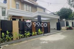 Hunian Mewah Siap Huni LT 307m2 di Kebayoran Baru, Jakarta Selatan Hunian Mewah Siap Huni LT 307m2 di Kebayoran Baru, Jakarta Selatan