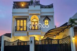 Hunian Elit LB 400m2 Siap Pakai Desain Elegan di Condet, Jakarta Timur Hunian Elit LB 400m2 Siap Pakai Desain Elegan di Condet, Jakarta Timur