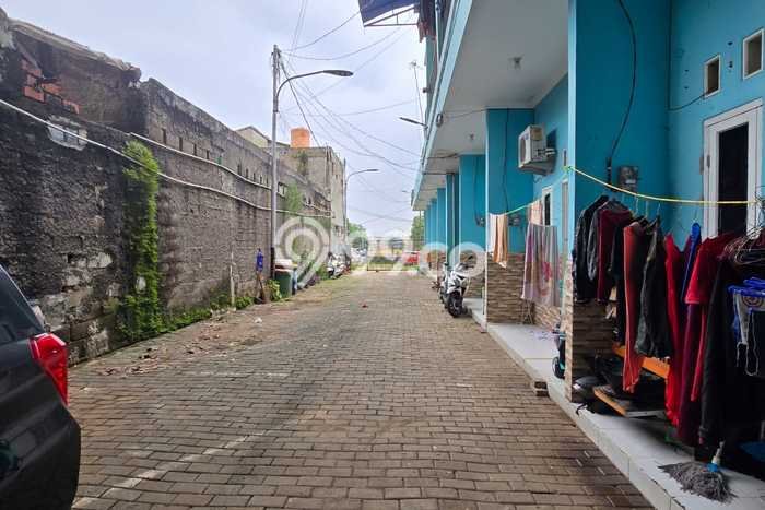 Kost untuk Dijual di Pondok Kelapa Punya 16 Kamar Kost untuk Dijual di Pondok Kelapa Punya 16 Kamar