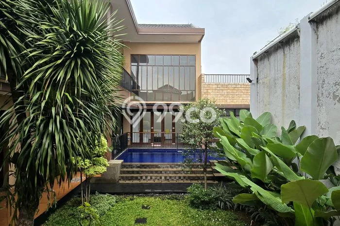 Dijual Rumah Mewah Elegan Dengan View Cantik di Bambu Apus, Jakarta Timur Dijual Rumah Mewah Elegan Dengan View Cantik di Bambu Apus, Jakarta Timur
