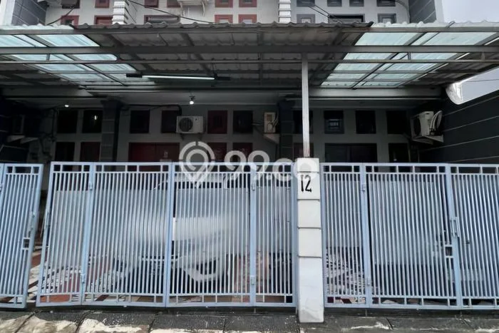 Hunian Mewah LB 246m2 Siap Huni Desain Elegan di Bendungan Hilir, Jakarta Pusat Hunian Mewah LB 246m2 Siap Huni Desain Elegan di Bendungan Hilir, Jakarta Pusat