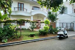 For Sale Rumah Mewah Exclusive di Duren Sawit, Jakarta Timur For Sale Rumah Mewah Exclusive di Duren Sawit, Jakarta Timur