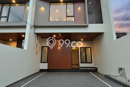 Rumah Elit LB 180m2 Siap Huni Desain Elegan di Rawamangun, Jakarta Timur Rumah Elit LB 180m2 Siap Huni Desain Elegan di Rawamangun, Jakarta Timur