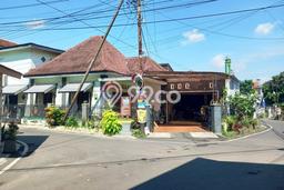 Hunian Cantik Modern Lb 188m2 di Klojen, Malang Hunian Cantik Modern Lb 188m2 di Klojen, Malang