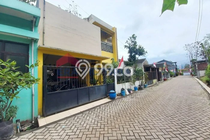 Rumah Strategis Minimalis Lb 120m2 di Singosari, Malang Rumah Strategis Minimalis Lb 120m2 di Singosari, Malang