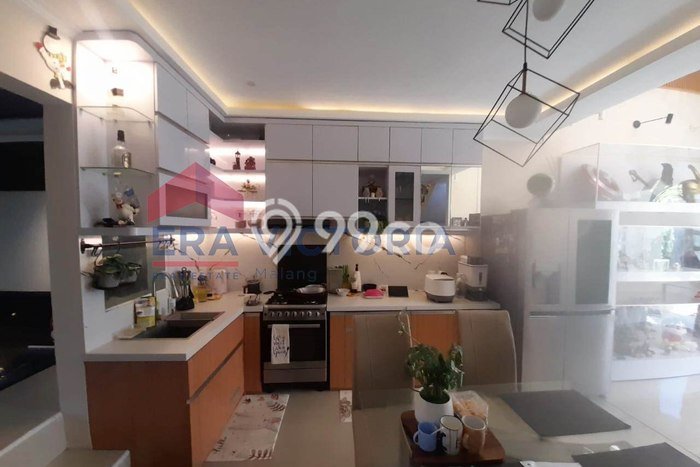 Hunian Cantik Modern Lb 120m2 di Dau, Malang Hunian Cantik Modern Lb 120m2 di Dau, Malang