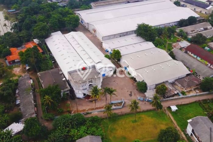 Gudang Kawasan Komersial di , Luas 12261m2m², Mainroad Gudang Kawasan Komersial di , Luas 12261m2m², Mainroad