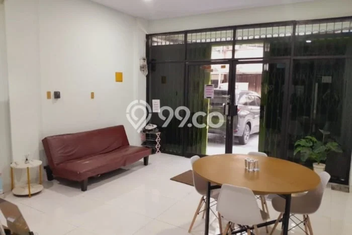 Unit Ruko Disewakan di Pangeran Jayakarta di Area Ramai & Strategis Unit Ruko Disewakan di Pangeran Jayakarta di Area Ramai & Strategis