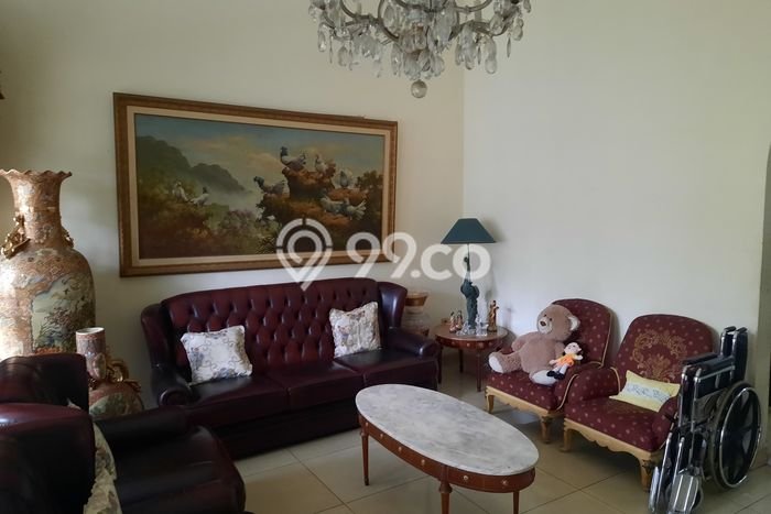 Hunian Mewah LB 278m2 Siap Pakai Desain Elegan di Rawamangun, Jakarta Timur Hunian Mewah LB 278m2 Siap Pakai Desain Elegan di Rawamangun, Jakarta Timur