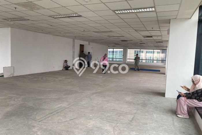 Unit Komersial Dijual di Jakarta Selatan LT 802m2 & LB 802m2 Unit Komersial Dijual di Jakarta Selatan LT 802m2 & LB 802m2