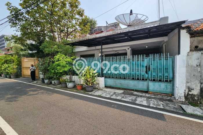 LOKASI STRATEGIS! Pabrik Kawasan Gambir, Luas 180m2m², Area Komersial LOKASI STRATEGIS! Pabrik Kawasan Gambir, Luas 180m2m², Area Komersial