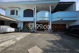 Best Deal Hunian Mewah Ideal dan Luas di Kebayoran Lama, Jakarta Selatan Best Deal Hunian Mewah Ideal dan Luas di Kebayoran Lama, Jakarta Selatan
