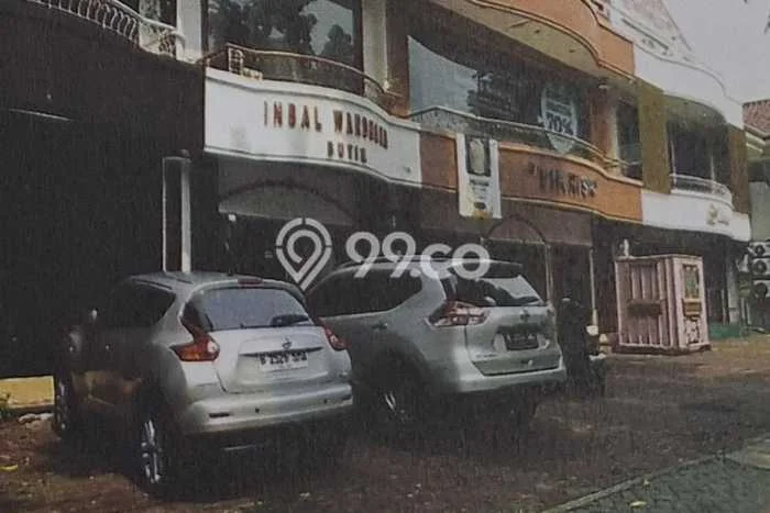 Ruko Dijual di Kebayoran Baru Jakarta Selatan dengan Luas Bangunan 120m2 Ruko Dijual di Kebayoran Baru Jakarta Selatan dengan Luas Bangunan 120m2