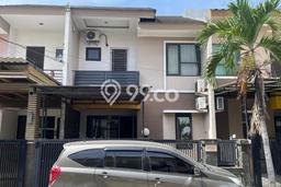 Jual Rumah Bagus Siap Huni LB 150m2 di Kelapa Gading, Jakarta Utara Jual Rumah Bagus Siap Huni LB 150m2 di Kelapa Gading, Jakarta Utara
