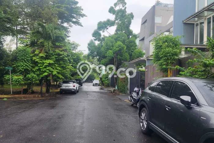 Hunian Eksklusif Dijual LT 200m2 di Kembangan, Jakarta Barat Hunian Eksklusif Dijual LT 200m2 di Kembangan, Jakarta Barat