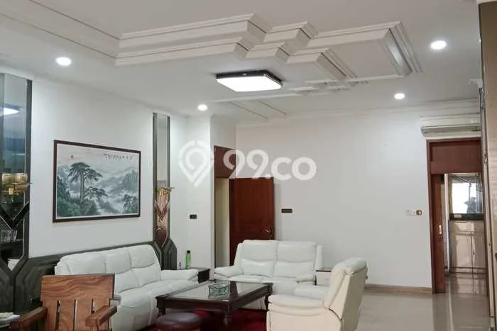 Sewa Rumah Strategis di Pluit LT 1650m2 / LB 1200m2 Siap Huni Sewa Rumah Strategis di Pluit LT 1650m2 / LB 1200m2 Siap Huni