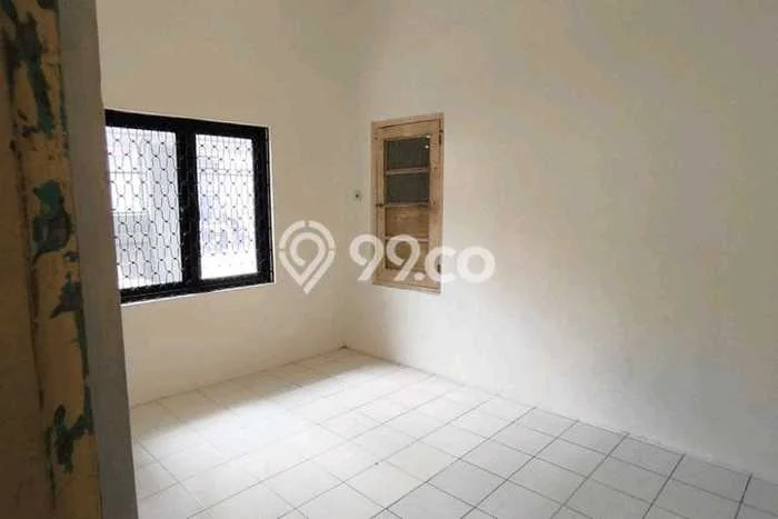 Lokasi strategis! Rumah siap pakai dikontrakkan di Tambaksari LB 217m2 Lokasi strategis! Rumah siap pakai dikontrakkan di Tambaksari LB 217m2