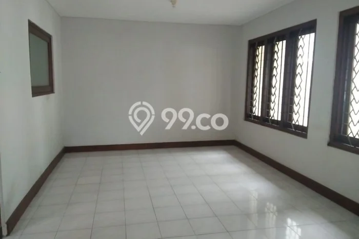 Rumah Sewa Surabaya LT 385m2 LB 250m2 Area Surabaya Kota Rumah Sewa Surabaya LT 385m2 LB 250m2 Area Surabaya Kota