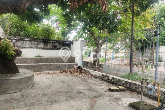 Rumah Sewa Surabaya LT 385m2 LB 250m2 Area Surabaya Kota Rumah Sewa Surabaya LT 385m2 LB 250m2 Area Surabaya Kota