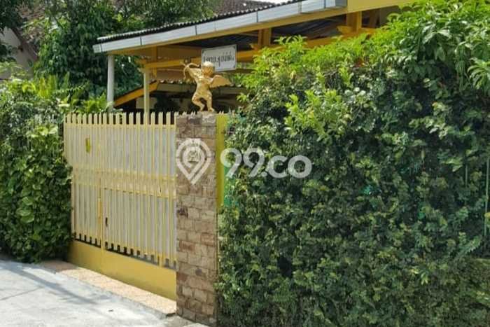 For Sale Rumah 7 Kamar Lokasi Strategis Bagus dan Strategis di Laweyan For Sale Rumah 7 Kamar Lokasi Strategis Bagus dan Strategis di Laweyan