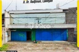 Ruko disewakan di Laweyan Surakarta dengan luas bangunan 260m2 Ruko disewakan di Laweyan Surakarta dengan luas bangunan 260m2