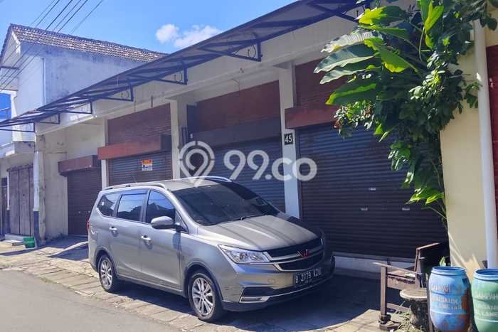 Lokasi Strategis! Dijual Ruko Bisnis di Laweyan, Surakarta Kondisi Bagus Lokasi Strategis! Dijual Ruko Bisnis di Laweyan, Surakarta Kondisi Bagus