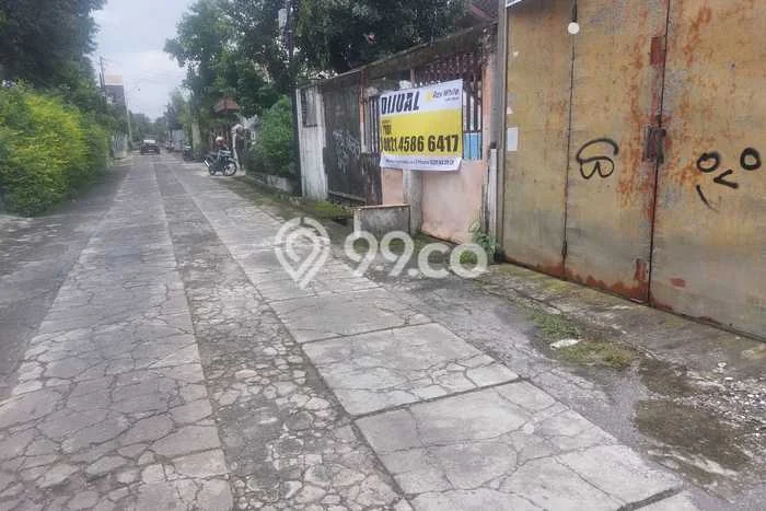 Lahan Kosong Dijual di Surakarta dengan Area 272m2 Lahan Kosong Dijual di Surakarta dengan Area 272m2
