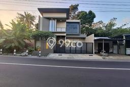 Rumah Modern 4 KT di Kaliurang Yogyakarta Full Furnished Rumah Modern 4 KT di Kaliurang Yogyakarta Full Furnished